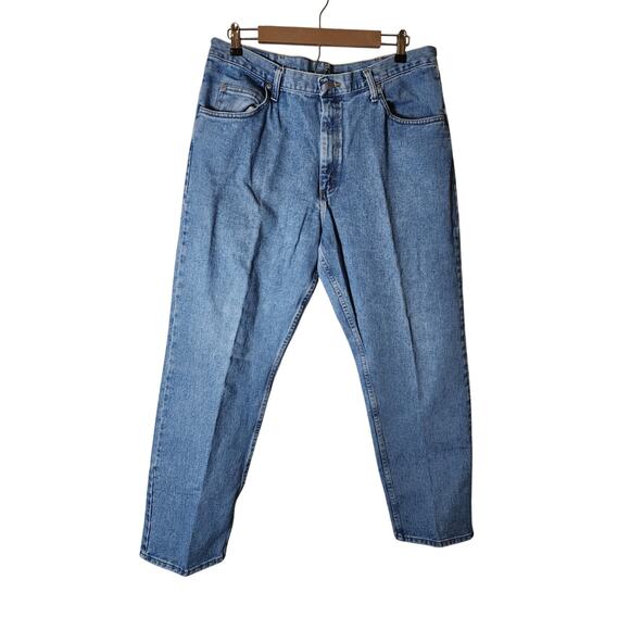 WRANGLER Blue Medium Wash Relaxed Fit Western Casual Jeans SZ 38x30 - Picture 1 of 8